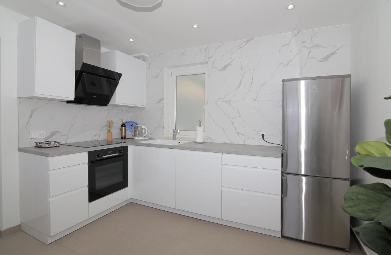 Seaside Apartment M Zaton 3 -Seaview And Parking 외부 사진